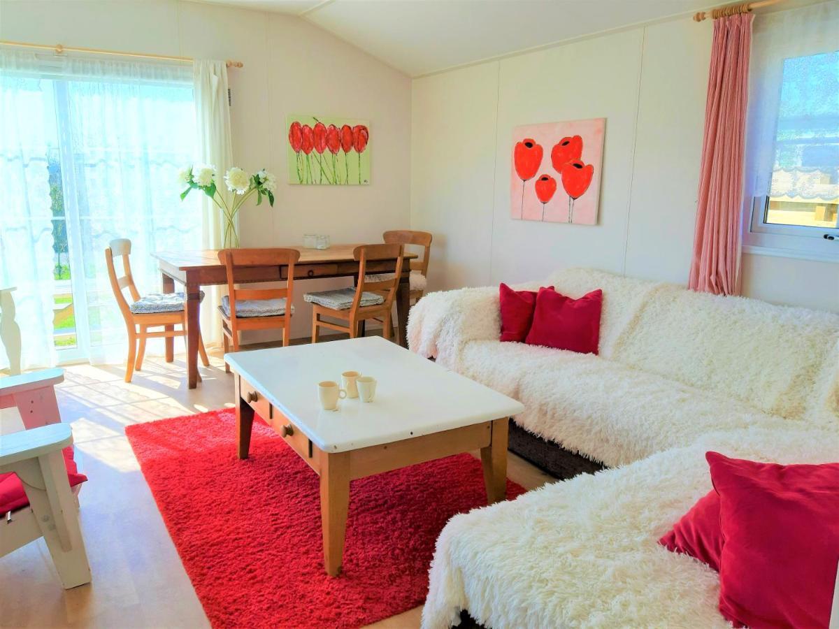 Chalet 556 Op Recreatiepark De Wielen Синт-Мартен Экстерьер фото