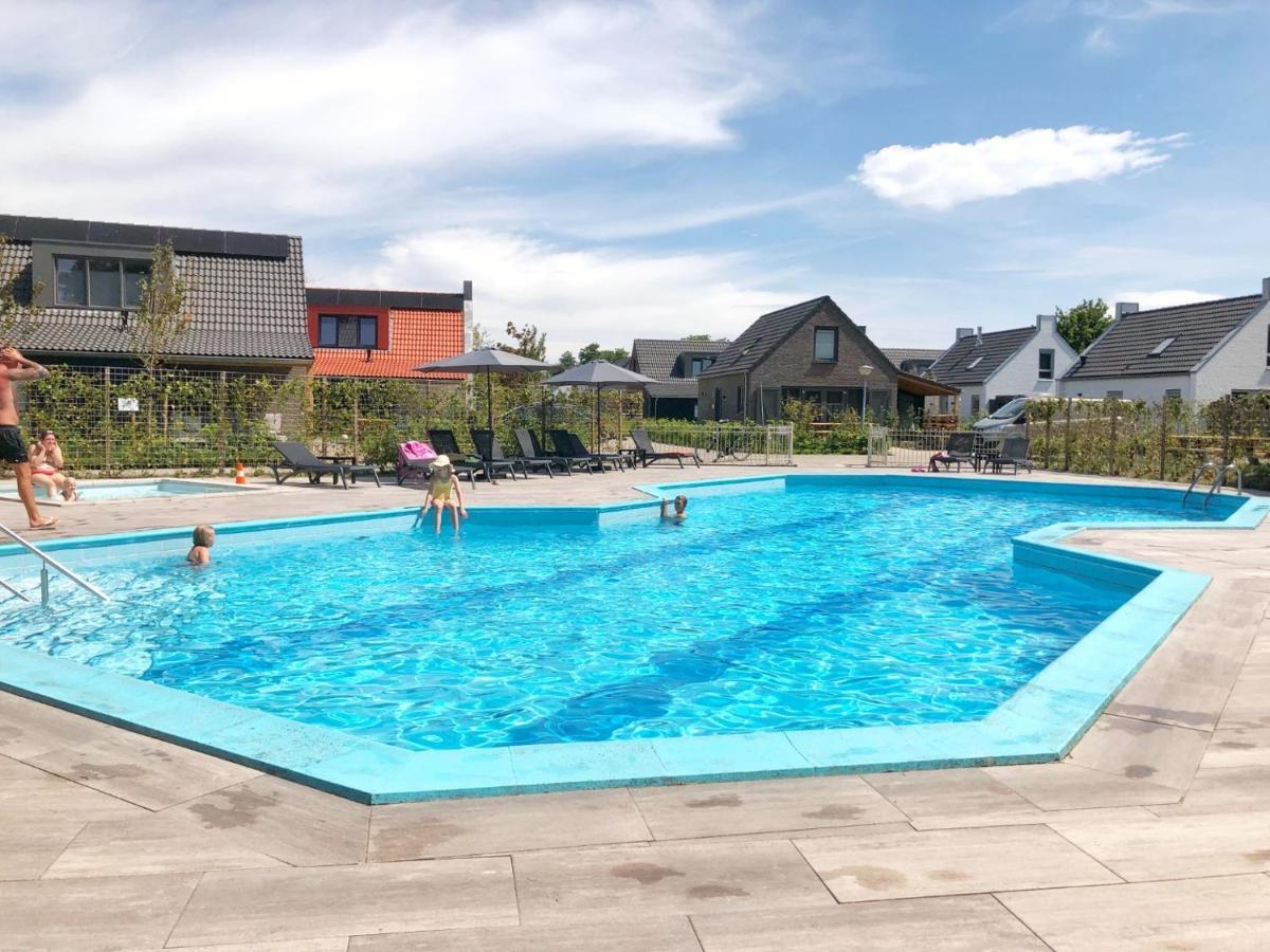Chalet 556 Op Recreatiepark De Wielen Синт-Мартен Экстерьер фото