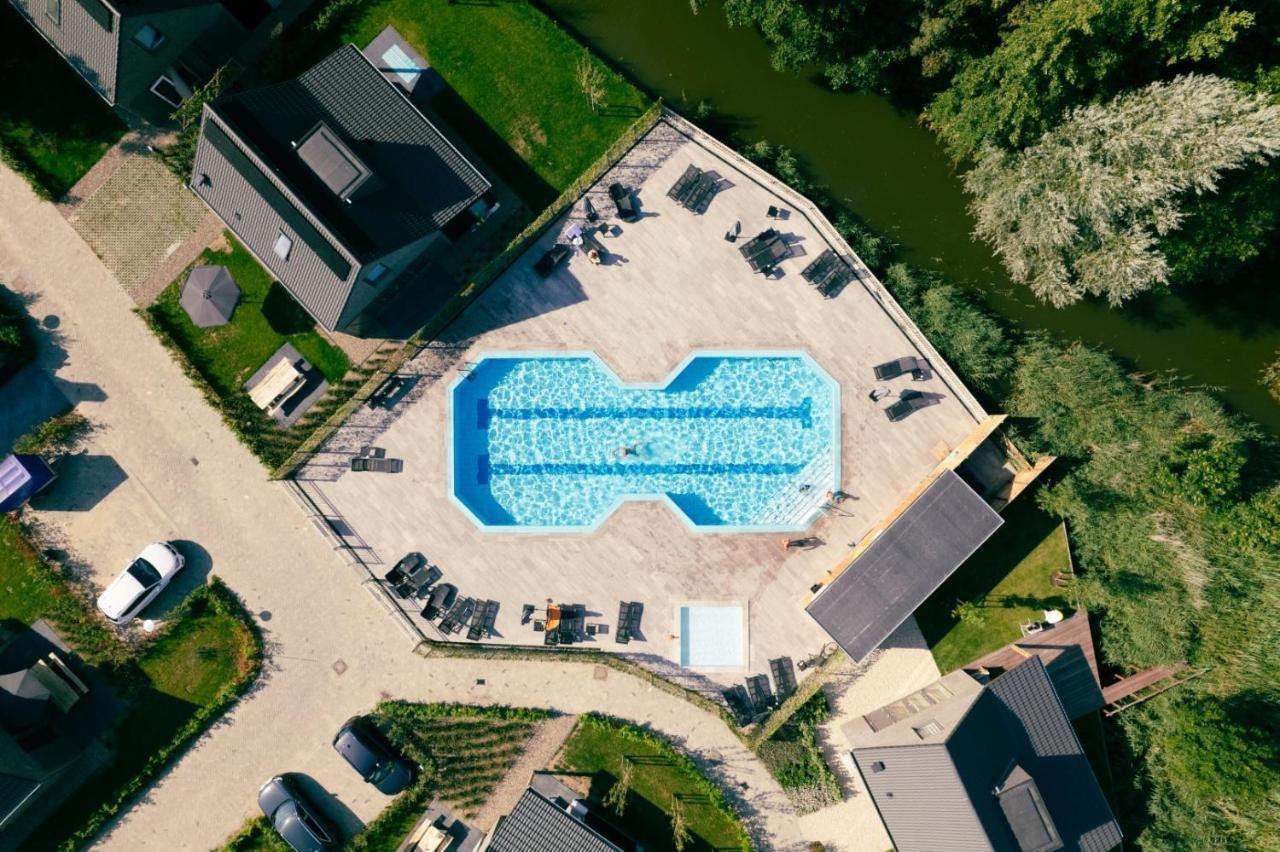 Chalet 556 Op Recreatiepark De Wielen Синт-Мартен Экстерьер фото