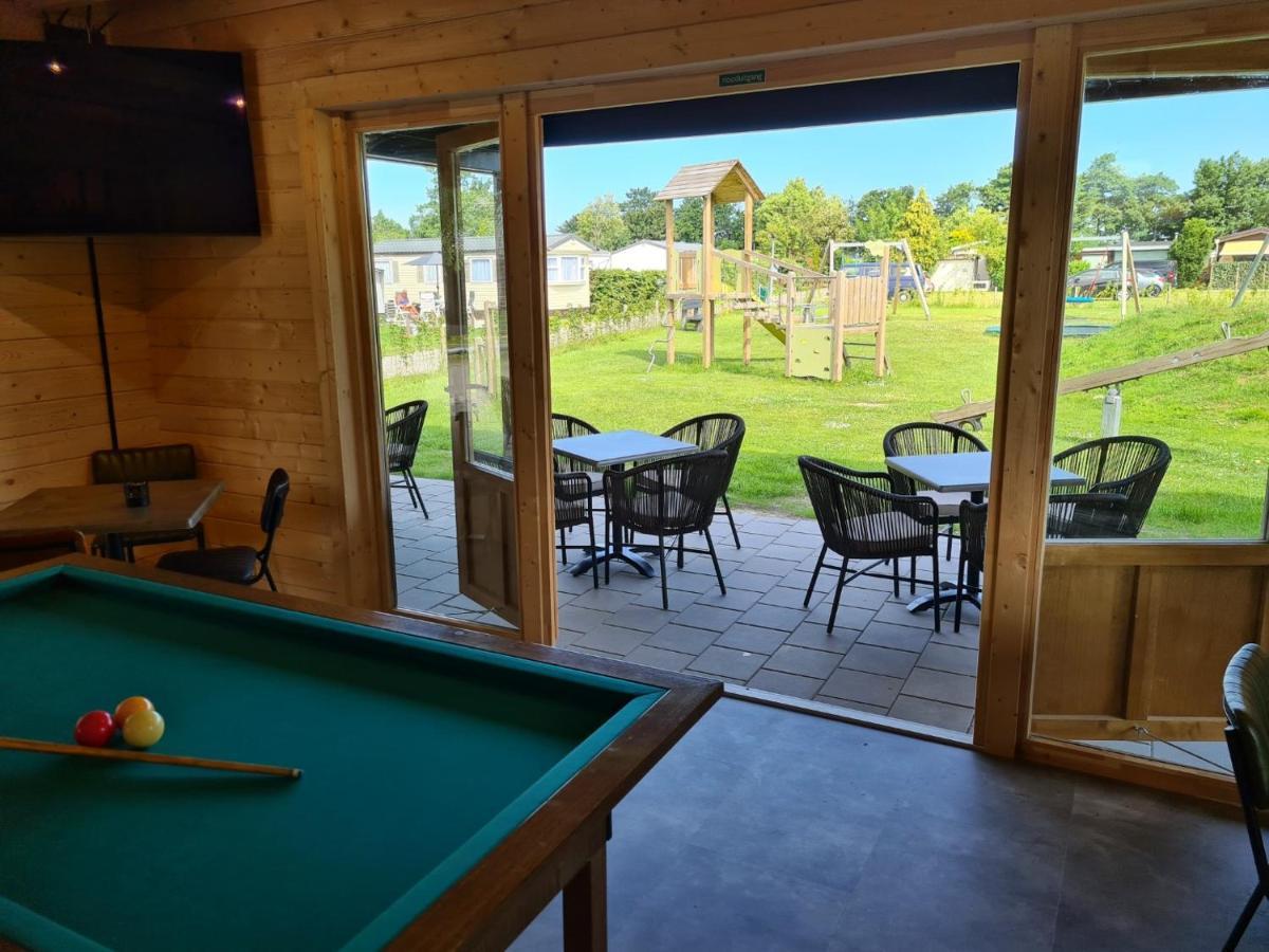 Chalet 556 Op Recreatiepark De Wielen Синт-Мартен Экстерьер фото