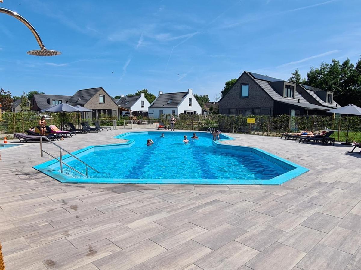 Chalet 556 Op Recreatiepark De Wielen Синт-Мартен Экстерьер фото